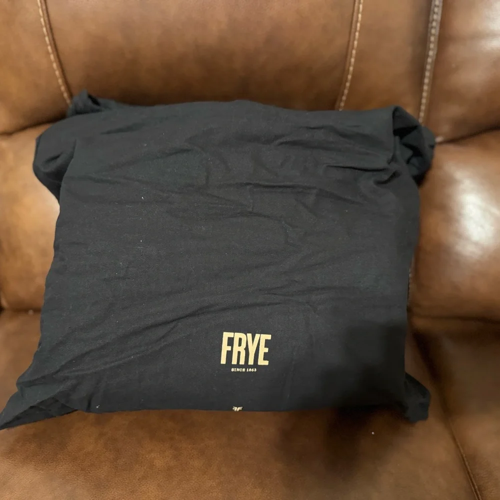 Frye Women's White Leather Handbag - Picture 5 of 8